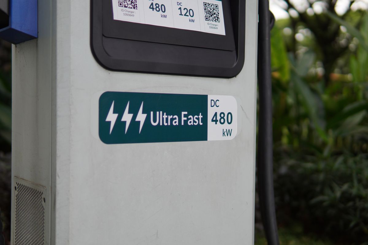 Voltron, Xpeng, charging station, SPKLU Hyper Fast Charging DC 480 kW Meluncur di Tangerang