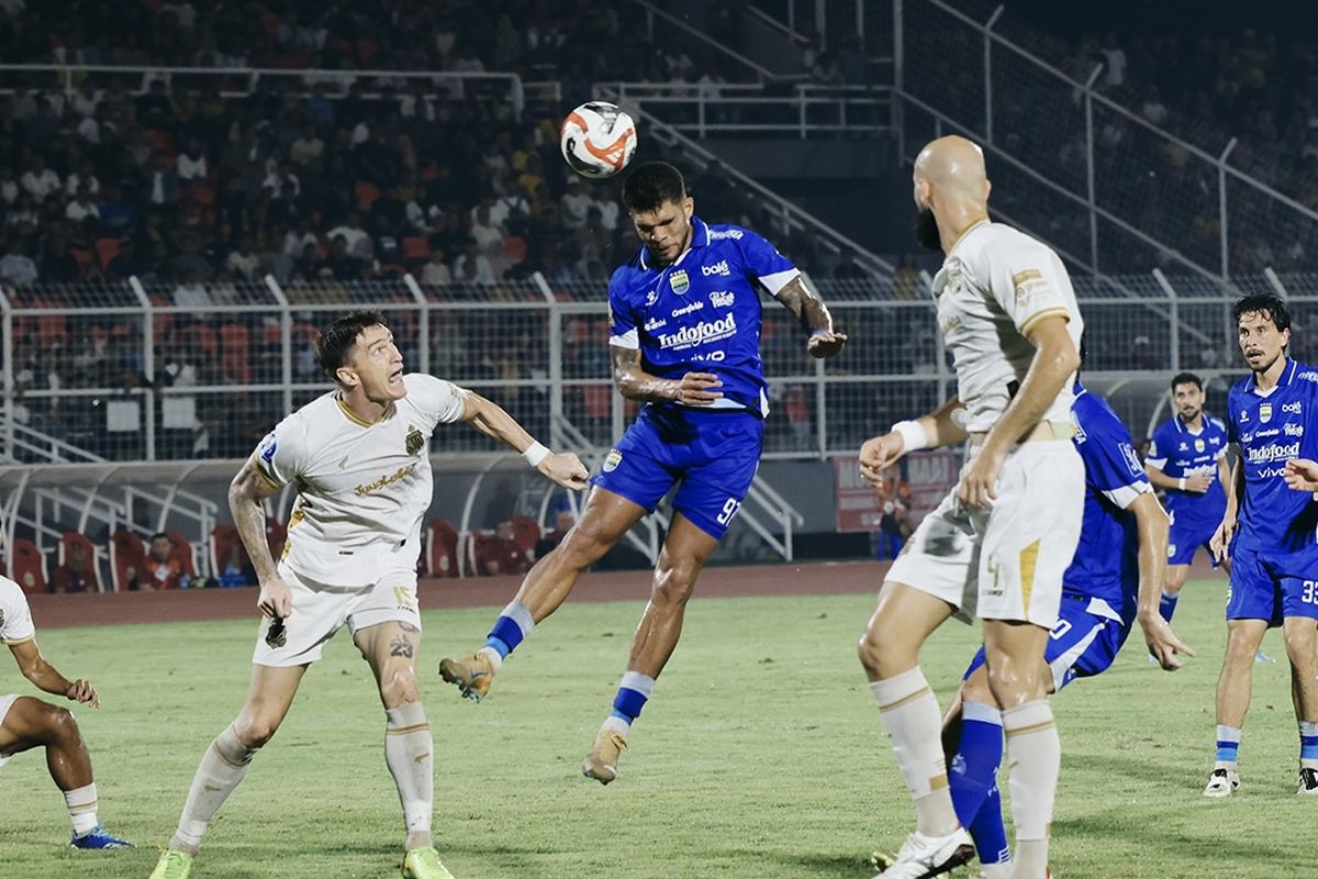 Persib, Persib Bandung, Super League, Adam Alis, Bojan Hodak, Adam Alis Puji Mental Juara Persib Bandung Usai Libas Bhayangkara FC