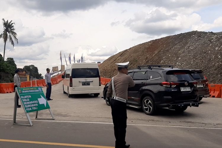 Nataru, Hadapi Nataru, Sejumlah Ruas Tol Dibuka Secara Fungsional