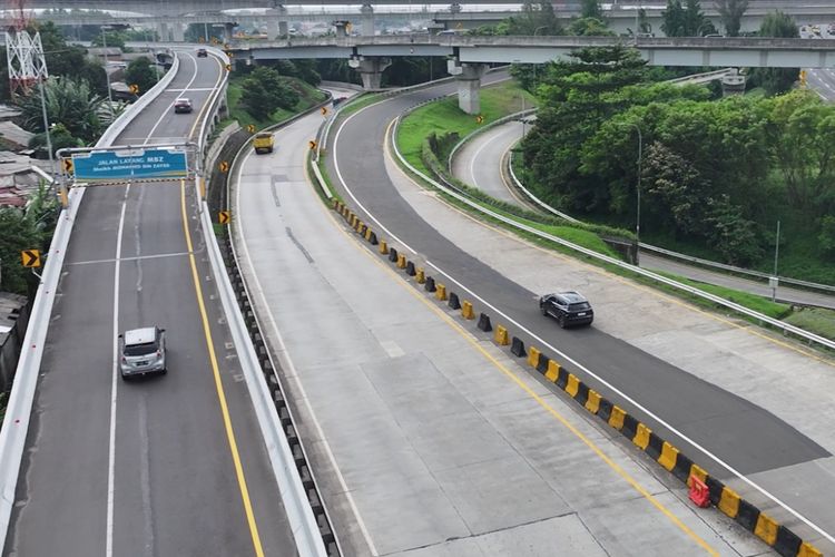 volume kendaraan, Jalan Layang, arus balik, H+5 Lebaran, Arus Balik di MBZ Masih Meningkat