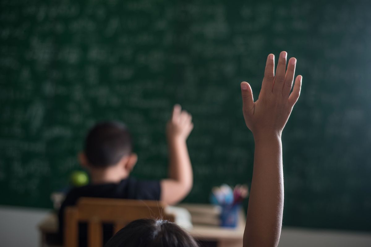 Jember, Guru SDN di Jember Suruh Siswa Lepas Baju karena Uangnya Hilang, KPAI Turun Tangan