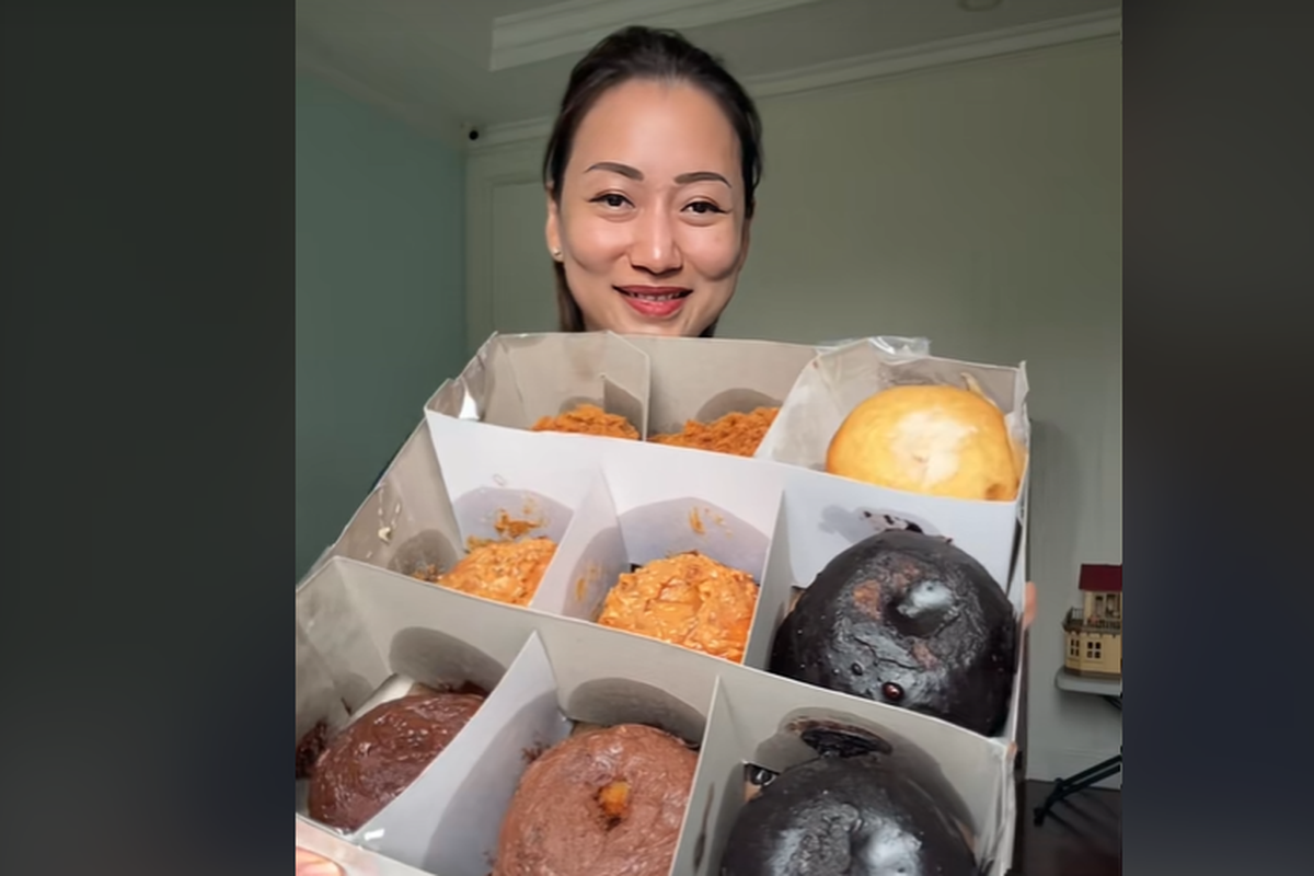 Nana Koot, Pinkan Mambo, donat Pinkan Mambo, donat pinkan mambo, nana koot pinkan, nana koot, Nana Koot Bantah Jatuhkan Usaha Donat Pinkan Mambo: Kritik Demi Kebaikan