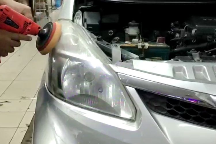 lampu depan, Jangan Abai, Mika Lampu Kusam Bisa Ganggu Jarak Pandang