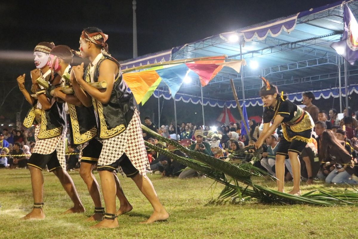yogyakarta, Kulon Progo, nglarak blarak, Nglarak Blarak, Tradisi Unik Kulon Progo yang Tetap Bertahan