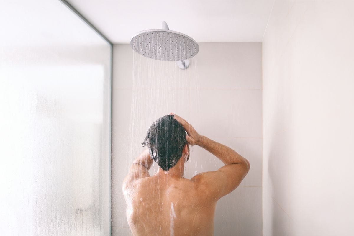 kelebihan berat badan, Mandi Air Dingin Disebut Bisa Bantu Turunkan Berat Badan, Ini Penjelasannya