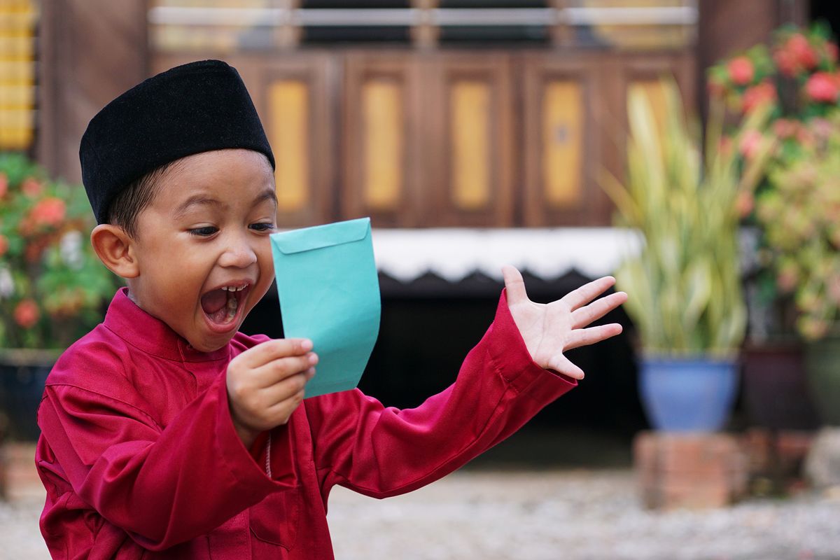 hadiah Lebaran, 12 Ide Hadiah Lebaran Anak Selain Uang, Murah, Bermanfaat, dan Edukatif