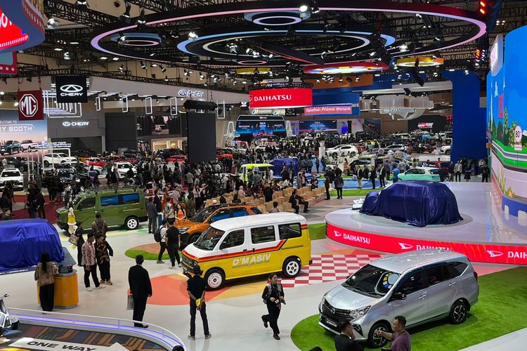 Persaingan harga, industri otomotif, mobil listrik, Kukuh Kumara, persaingan harga, Perang Harga Semakin Masif, Gaikindo Ingatkan Risiko Jangka Panjang