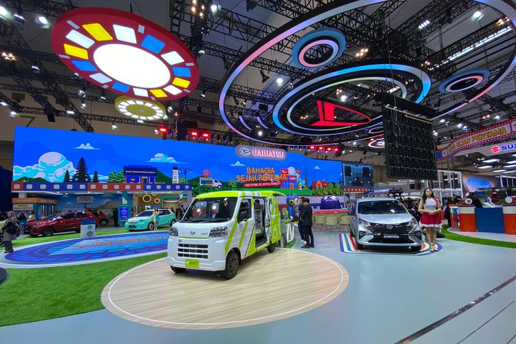 Daihatsu, GIIAS, GIIAS 2025, Daihatsu Rocky 2021, Daihatsu Rocky e-smart Hybrid, Daihatsu Ajak Masyarakat Rasakan Bahagia Sejak Pertama di GIIAS 2025