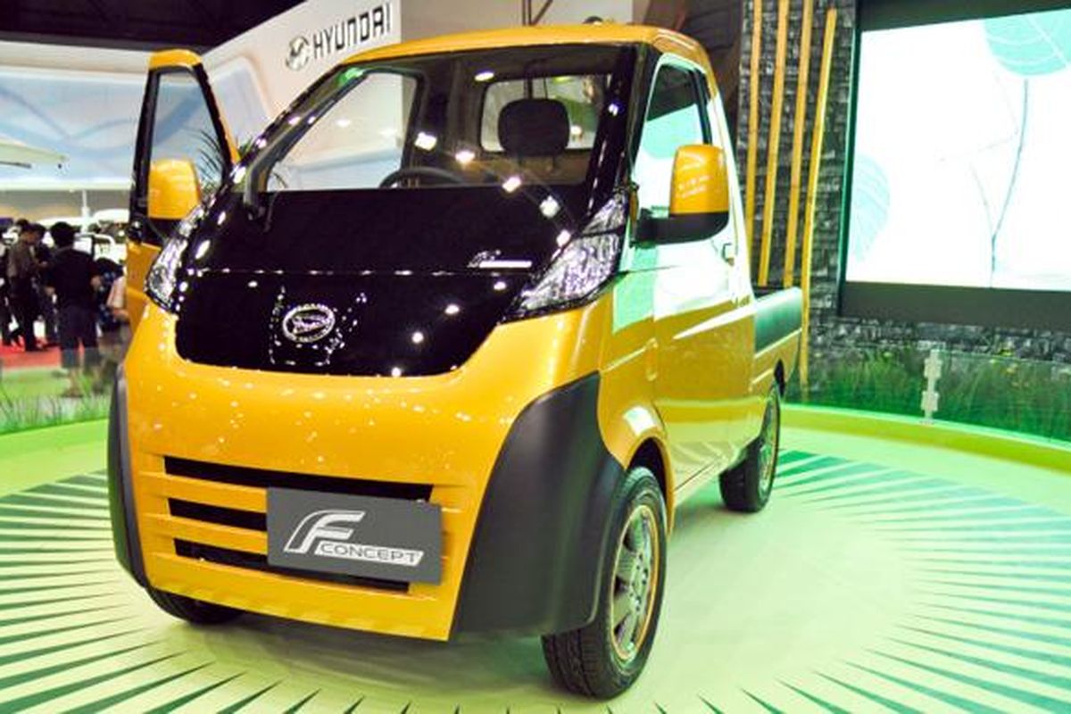 mobil rakyat, harga terjangkau, kendaraan niaga ringan, Mobil Rakyat: Kendaraan Produktif untuk Masyarakat Desa
