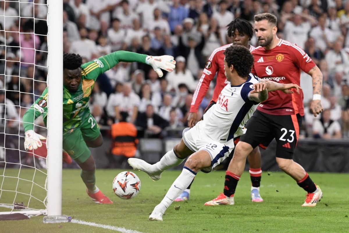 Manchester United, Rio Ferdinand, Tottenham Hotspur, final Liga Europa, Final Liga Europa, Rio Ferdinand Sorot Satu Pemain MU Sebagai Biang Gol Tottenham di Final