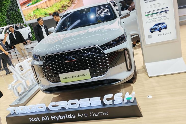 Suzuki Fronx Hybrid, Chery Tiggo Cross CSH Hybrid, IIMS 2026, IIMS 2026: Dapatkan Diskon hingga Rp 30 Juta untuk LSUV Hybrid