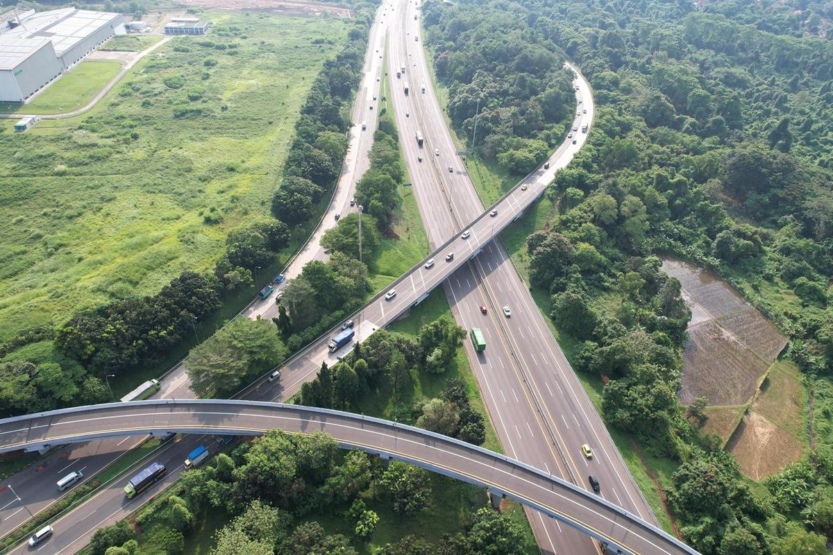 Trans-Jawa, Cikampek Utama, jalan tol, Libur Panjang, Lonjakan Arus ke Trans-Jawa Capai 94 Persen