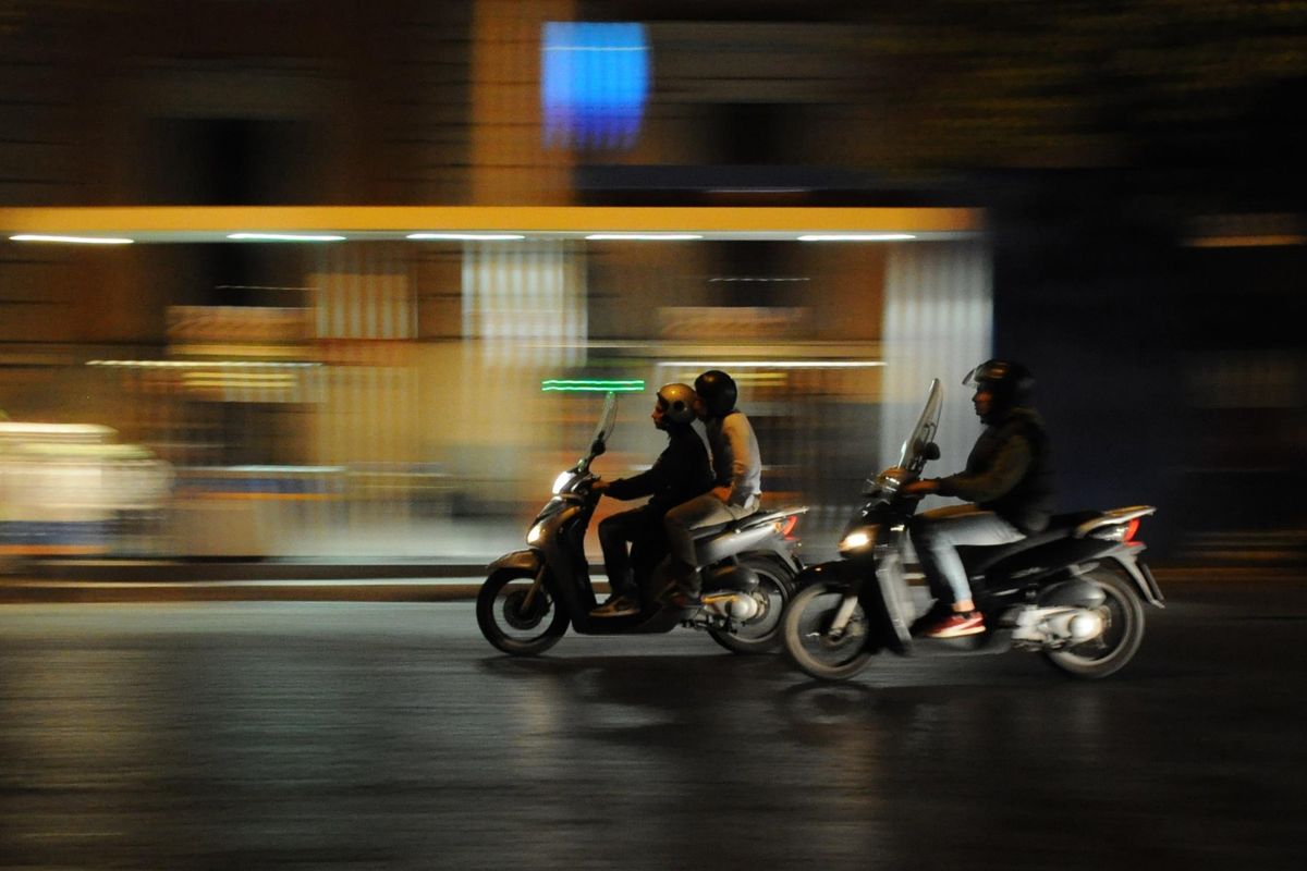 tips menghadapi kemacetan, menghadapi kemacetan saat naik motor, tips tetap tenang di tengah kemacetan, 3 Tips Tetap Tenang Menghadapi Macet Saat Naik Motor