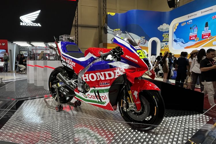 MotoGP, Honda, Yamaha, Buka Suara, Quartararo Bantah Sudah Teken Kontrak Honda