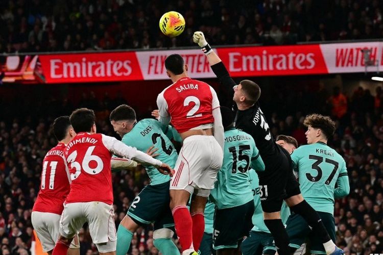 Arsenal, Wolves, Bukayo Saka, Hasil Arsenal Vs Wolves 2-1: Dua Gol Bunuh Diri Pastikan Meriam London Kunci 3 Poin