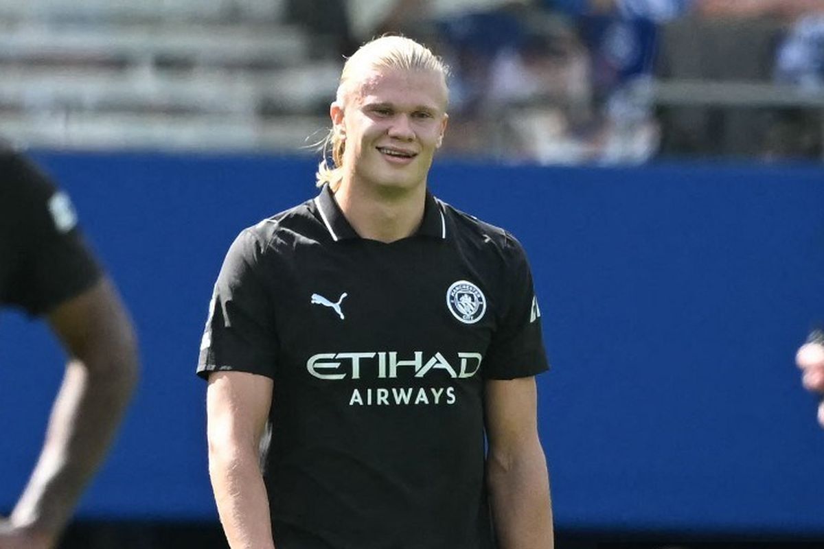 Manchester City, Liga Inggris, Premier League, Brighton, Alan Shearer, ruud van nistelrooy, hasil Brighton vs Man City, gol erling haaland, Hasil Brighton Vs Man City 2-1: Haaland Ukir Rekor, Lampaui Shearer dan Nistelrooy