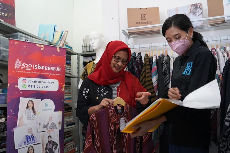 Dian Siswarini, Telkom, Dirut Telkom, RUPST, dian siswarini, dirut telkom, rups telkom 2025, Mantan CEO XL Axiata Dian Siswarini Ditunjuk Jadi Dirut Telkom