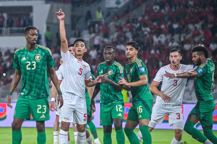 Timnas Indonesia, Patrick Kluivert, indonesia vs arab saudi, pelatih timnas indonesia, Kualifikasi Piala Dunia 2026 Zona Asia, Timnas Indonesia Asah Bola Mati, Siap Jadi Senjata Jebol Gawang Arab Saudi