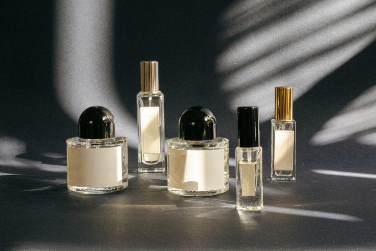 Idul Adha, idul adha, idul adha 2025, tips pilih parfum outdoor, cara pilih parfum outdoor, parfum outdoor wanita, parfum outdoor pria, parfum outdoor tahan lama, parfum outdoor, 3 Tips Memilih Parfum Tahan Lama untuk Outdoor Saat Idul Adha