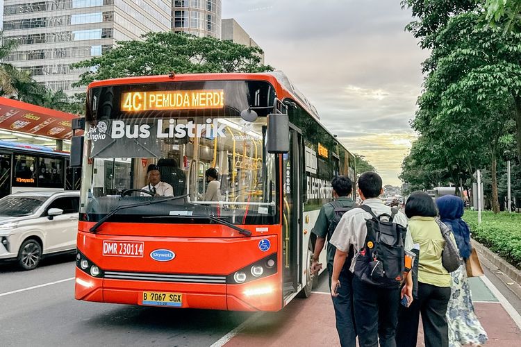 Dinas Perhubungan DKI, Tantangan dan Solusi Charging Bus Listrik Transjakarta