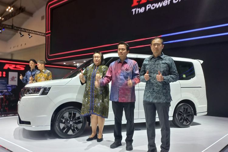 Honda, GJAW 2025, teknologi hybrid, promo otomotif, Teknologi Hybrid, Honda Siapkan Banyak Promo, Khusus di GJAW 2025