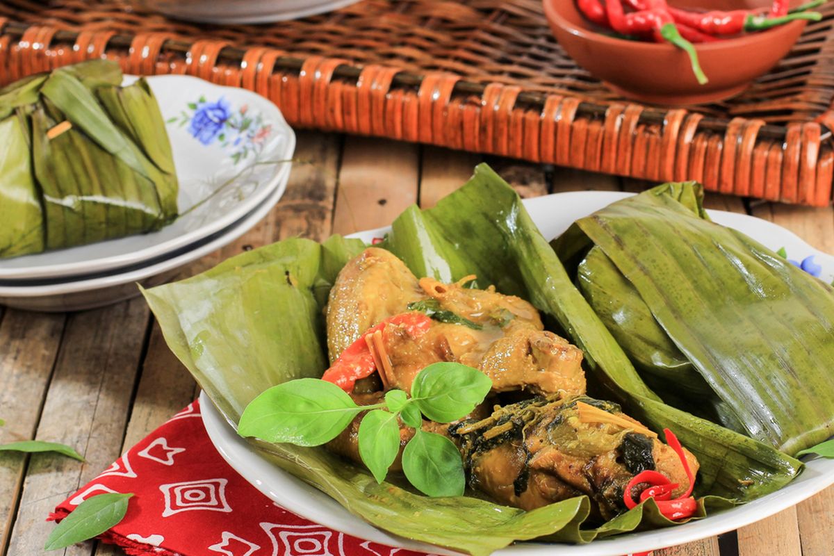 resep makanan sehat tanpa minyak, menu diet tanpa minyak, masakan kukus sederhana, resep tanpa goreng, menu sehat praktis, 7 Resep Makanan Tanpa Minyak, Sehat dan Lezat, 1. Pepes Ayam Bumbu Kencur, 2. Tempe Bakar Tanpa Minyak, 3. Suwir Ikan Tongkol Bakar, 4. Tumis Soun Oyong Tanpa Minyak, 5. Pepes Tahu Ikan Pedas, 6. Ayam Kukus Kemangi, 7. Botok Tempe Daun Melinjo