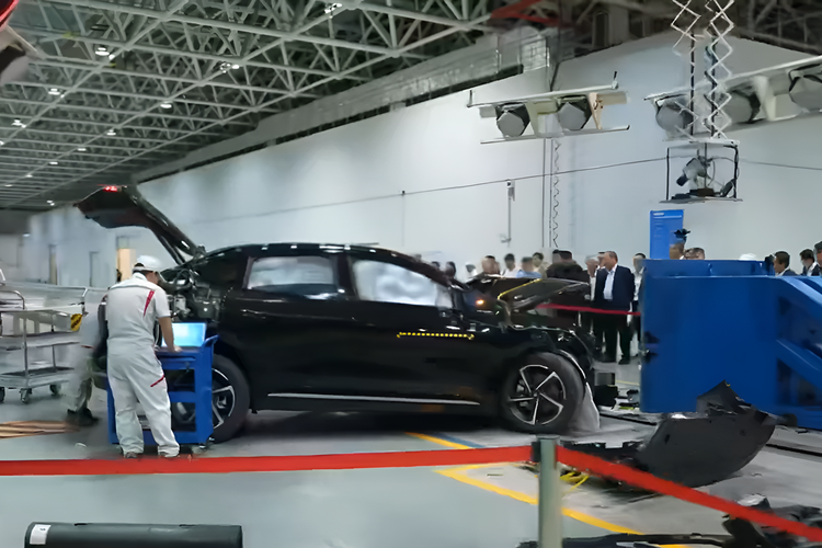 Hyptec, GAC Indonesia, mobil, mobil listrik, Ulik Keunggulan Mobil Listrik Penggerak Roda Belakang
