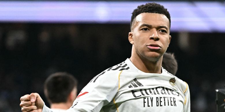 suporter, Liga Spanyol, LaLiga, Alvaro Arbeloa, Real Madrid, Levante, Alvaro Arbeloa Tanggapi Cemoohan Suporter Saat Real Madrid Menang 2-0 atas Levante