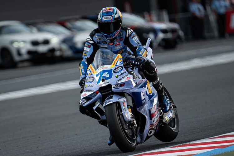 MotoGP, pole position, Sirkuit Mandalika, Sprint Race, motogp 2025, MotoGP Indonesia 2025, Hasil Kualifikasi, Hasil Sprint Race MotoGP Indonesia 2025: Bezzecchi Menang Dramatis