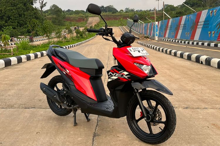 kenyamanan berkendara, Suzuki Nex Crossover, desain ergonomis, motor segala medan, Suzuki Nex Crossover: Motor Praktis Desain Ergonomis, Dimensi dan Ergonomi , Suspensi Segala Medan, Pengereman dan Performa, Kesimpulan