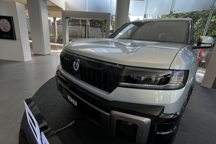 Denza B8, Spesifikasi Denza B8: SUV Hybrid Canggih