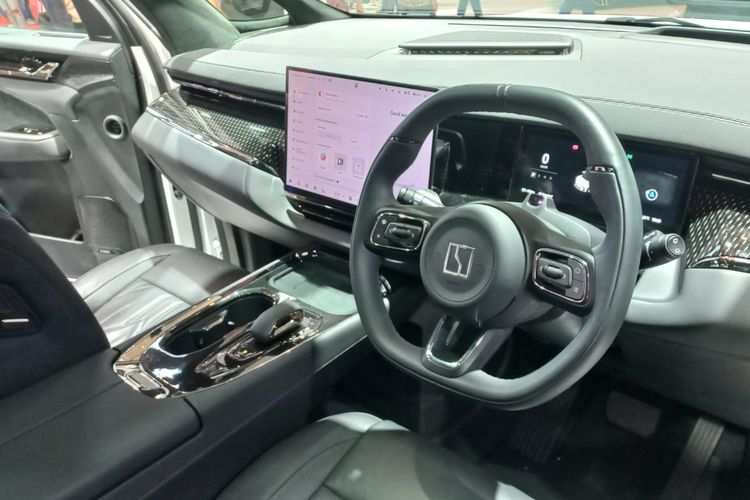 Zeekr, Zeekr 009, MPV listrik, Geely Auto Indonesia, IIMS, Spesifikasi MPV Listrik Mewah Zeekr 009, Harga Tembus Miliaran Rupiah