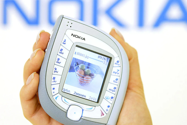 ponsel, 5 HP dengan Desain Super Aneh, Ada yang Berbentuk Pena dan Wadah Bedak, 1. Haier P7 Pen Phone (2004), 2. Nokia 7600 (2003), 3. Nokia 7280 (2004), 4. Siemens Xelibri 6 (2003), 5. Toshiba G450 (2008)