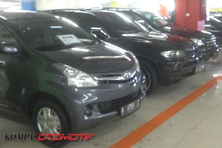 mobil bekas, tiga baris, Prediksi Pasar Mobil Bekas: MPV & SUV Ungguli Mobil Listrik