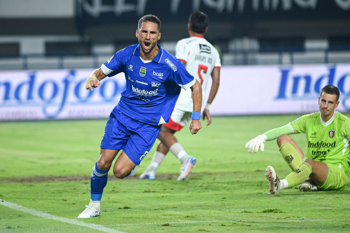 Persib, Borneo FC, Bojan Hodak, Persija, Persaingan Juara Super League Panas, 6 Laga Penentuan Persib