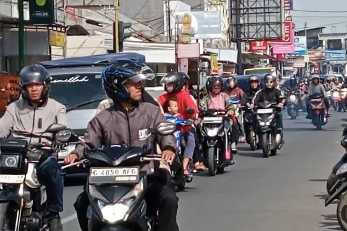 lalu lintas, Lembang, One Way, Berpotensi Macet, Lalu Lintas di Lembang Bakal Diberlakukan One Way