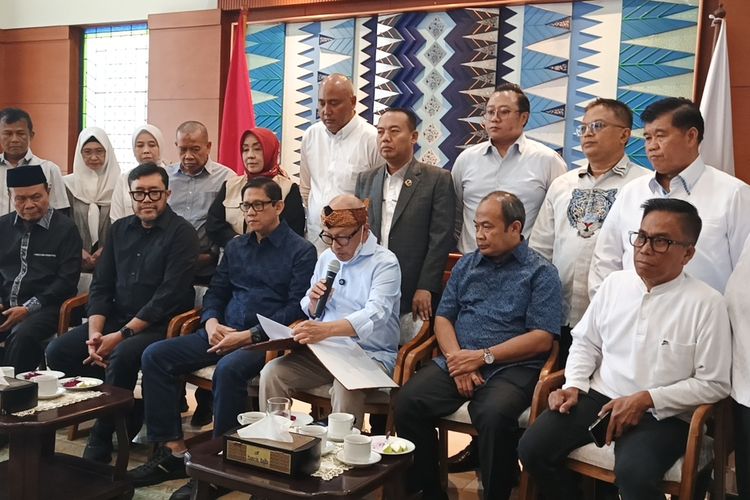 DPRD Jabar, DPRD Jawa Barat, gaji dan tunjangan dpr, tunjangan rumah anggota dewan, Tunjangan Rumah Rp71 Juta, Wakil Ketua DPRD Jabar: Tidak Cukup untuk Beli Rumah di Bandung