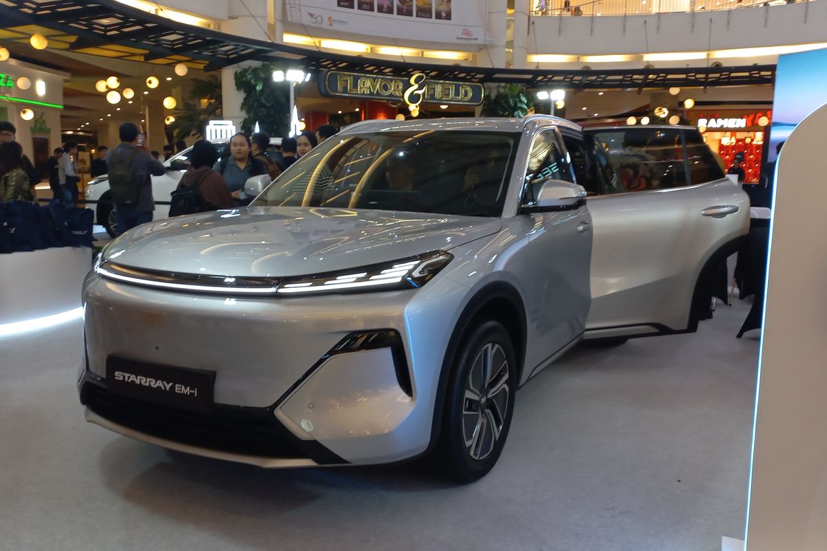 volvo, Geely, Mercedes-benz, kendaraan elektrifikasi, Geely Auto Indonesia, geely holding group, Geely Berbagi Teknologi dengan Merek Lain untuk Kembangkan Mobil