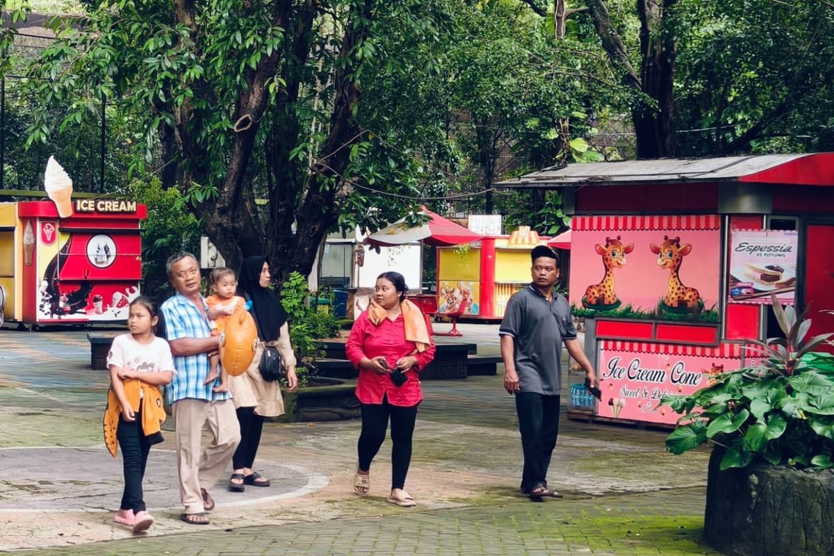 Kebun Binatang Surabaya, Ramadhan, Hari Raya Idul Fitri, Lebaran, Ramadan di Kebun Binatang Surabaya, dari Sunyi Menuju Ramai Jelang Lebaran