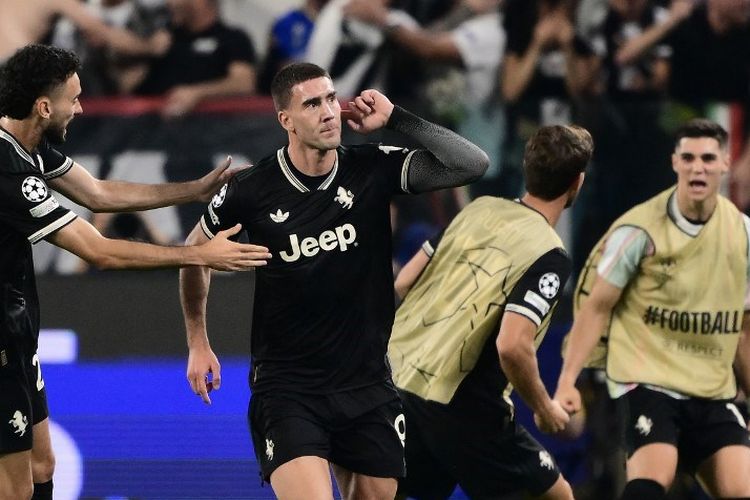 Dusan Vlahovic, bursa transfer musim dingin, Barcelona, Liga Italia, AC Milan, Barcelona Masih Ragu, AC Milan Siap Ambil Celah Bajak Dusan Vlahovic
