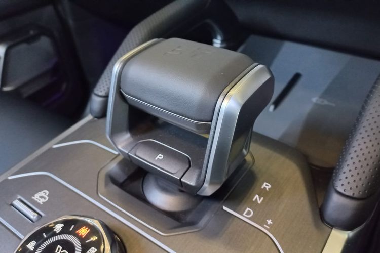 transmisi manual, off-road, Dual Clutch Transmission, Gaikindo Jakarta Auto Week, GJAW, Transmisi Manual, dual clutch transmission, GJAW 2025, Alasan Jetour Tidak Beri Opsi Transmisi Manual pada T2