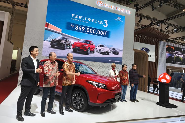 perang harga, Diskon Mobil, Perang Harga, GIIAS 2025, CEO Sokonindo, GIIAS 2025: Diskon Besar dan Persaingan Ketat di Industri Otomotif