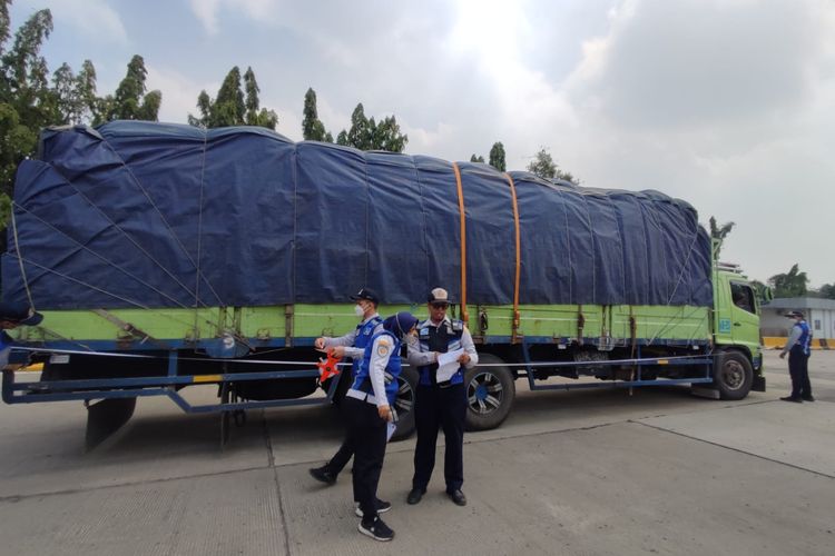Zero ODOL, truk, Truk ODOL, Zero Odol, Over Dimension and Over Loading, sosialisasi zero odol, Simak Skema Operasi Penindakan Truk ODOL