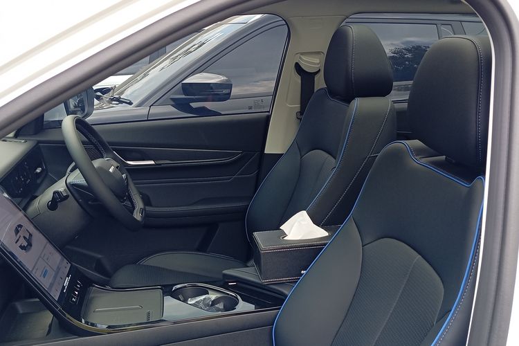 Jaecoo Indonesia, SUV kompak, J5 EV, kendaraan listrik, Suasana Interior Jaecoo J5 EV: SUV Listrik Baru di Indonesia, Interior Lapang , Minim Tombol Fisik, Baris Kedua , Teknologi J5 EV
