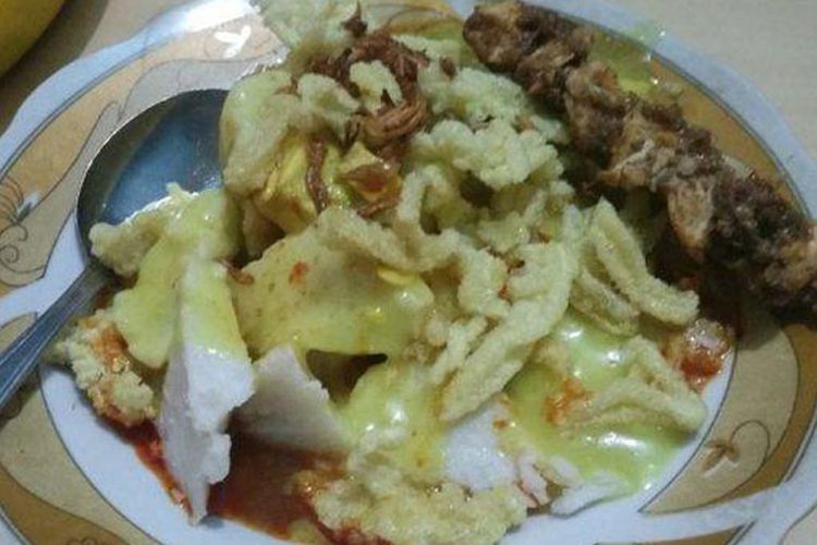 ketupat, Lebaran Ketupat, 7 Rekomendasi Ketupat dari Berbagai Daerah di Indonesia, Cocok untuk Lebaran Ketupat 28 Maret 2026, 1. Ketupat Bareh (Minangkabau), 2. Ketupat Palas atau Ketupat Pulut (Medan), 3. Ketupat Bebanci (Betawi), 4. Ketupat Glabed (Tegal), 5. Ketupat Cabuk Rambak (Solo), 6. Ketupat Kandangan (Kalimantan Selatan), 7. Ketupat Jembut (Semarang)