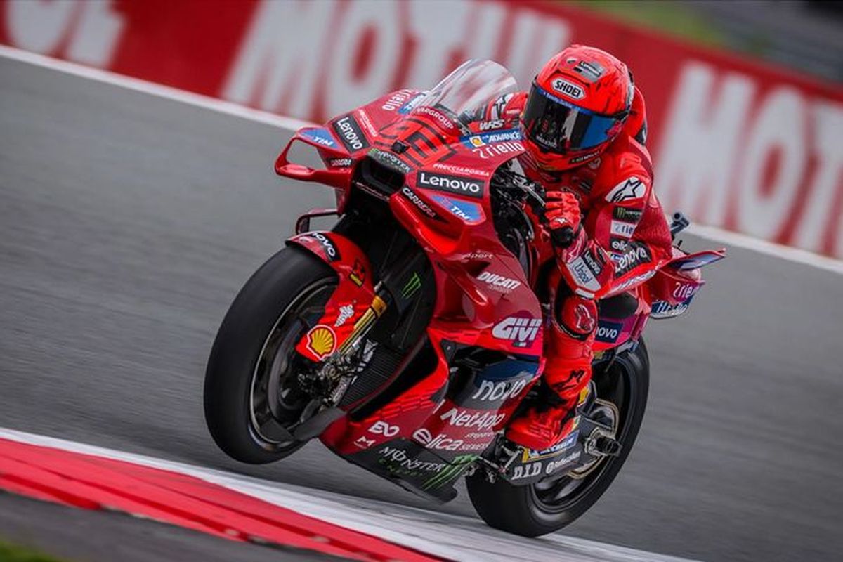 kecelakaan, MotoGP Jerman 2025, Sirkuit Sachsenring, Marc Marquez, Marquez Ungkap Sebab Banyak Pebalap Jatuh di MotoGP Jerman 2025