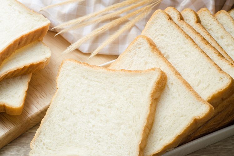 roti tawar, segel kemasan roti tawar, segel roti tawar, Segel Kemasan Roti Tawar Memiliki Warna Berbeda-beda, Ternyata Ini Artinya, 1. Segel biru, 2. Segel hijau, 3. Segel merah, 4. Segel putih, 5. Segel kuning atau jingga