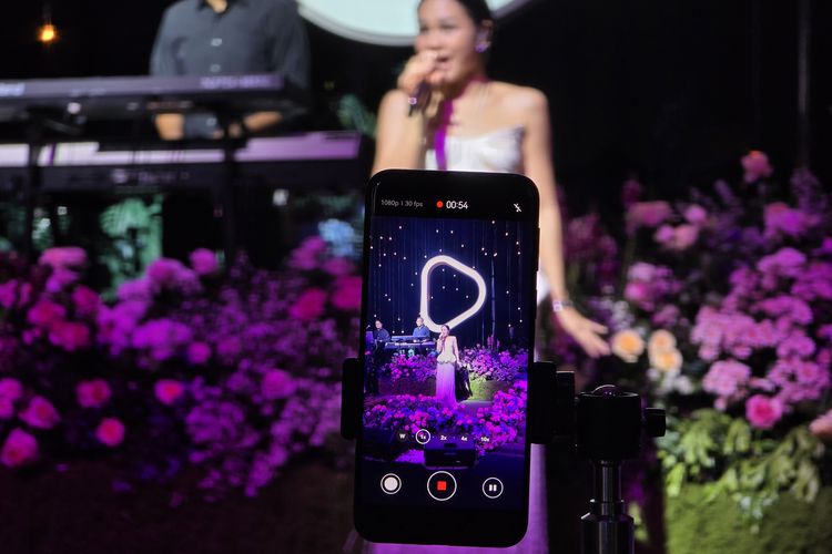 huawei, tahan air, IP68, telefoto, IP69, Huawei Pura 80 Ultra, spesifikasi Huawei Pura 80 Ultra, harga Huawei Pura 80 Ultra, kamera 1 inci, switchable dual telephoto, alasan beli huawei pura 80 Ultra, RAM 16 GB, 5 Alasan Beli Huawei Pura 80 Ultra, HP Rp 23 Juta dengan Sensor Kamera 1 Inci, 1. Kamera 1 inci, 2. Dual telefoto dengan skema unik, 3. Memori besar, 4. Ngecas super ngebut, 5. Tahan air
