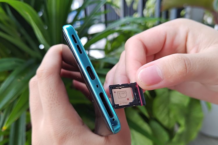 smartphone, Motorola, Smartphone, Motorola Edge 60 Fusion, Galaxy S10 Plus, motorola edge 60 fusion, Hands-on Motorola Edge 60 Fusion, Nostalgia HP Lawas tapi Kaya Fitur AI, Layar lengkung seperti Samsung Galaxy S10 Plus, Penampang nyentrik anti-licin  , Warna yang serasi, Kamera AI, Dilengkapi Moto AI