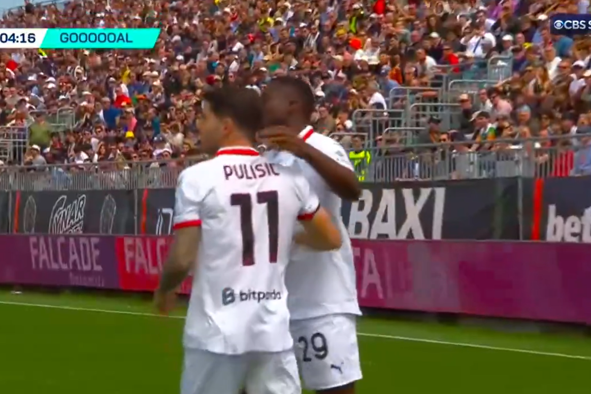 Jay Idzes, Venezia FC, Venezia FC vs AC Milan, Liga Italia, Hasil Venezia Vs AC Milan 0-1: Masa Depan Idzes Disorot, Pulisic Bawa Rossoneri Unggul